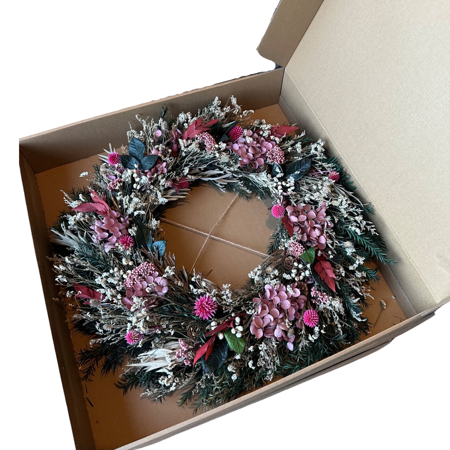 Lu home The Peppermint Love Wreath - 22”