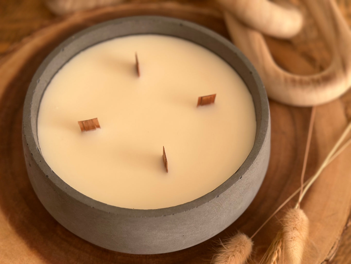 Large Concrete Fall Scented Wood Wick Candle | Fall in Love Collection