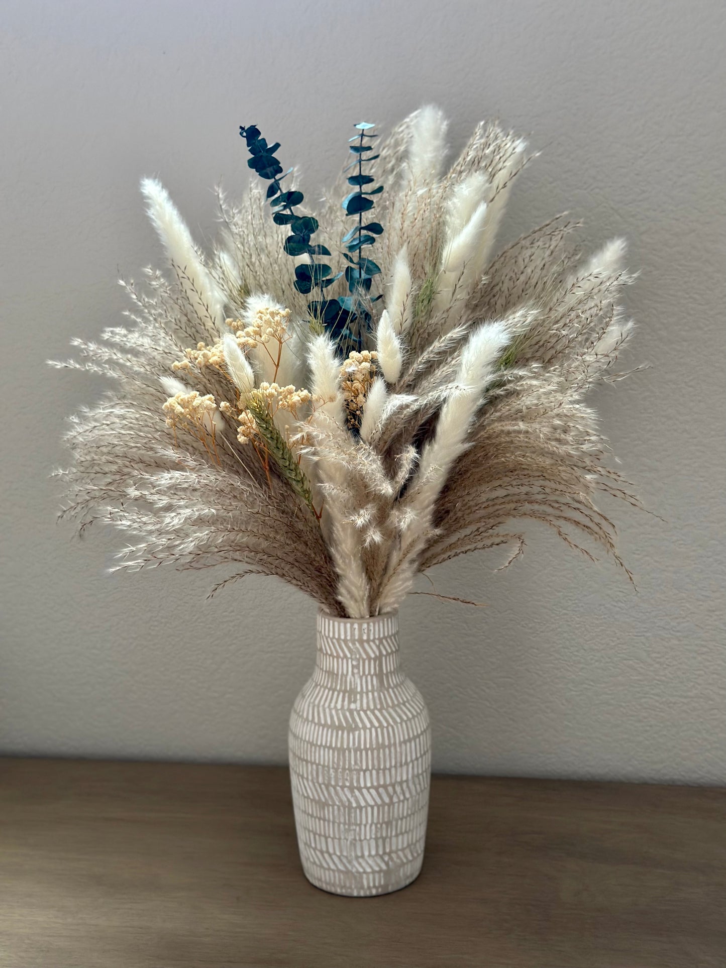 Lu home Signature Floral Collection