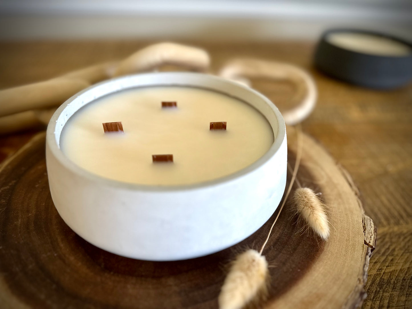 Large Concrete Fall Scented Wood Wick Candle | Fall in Love Collection