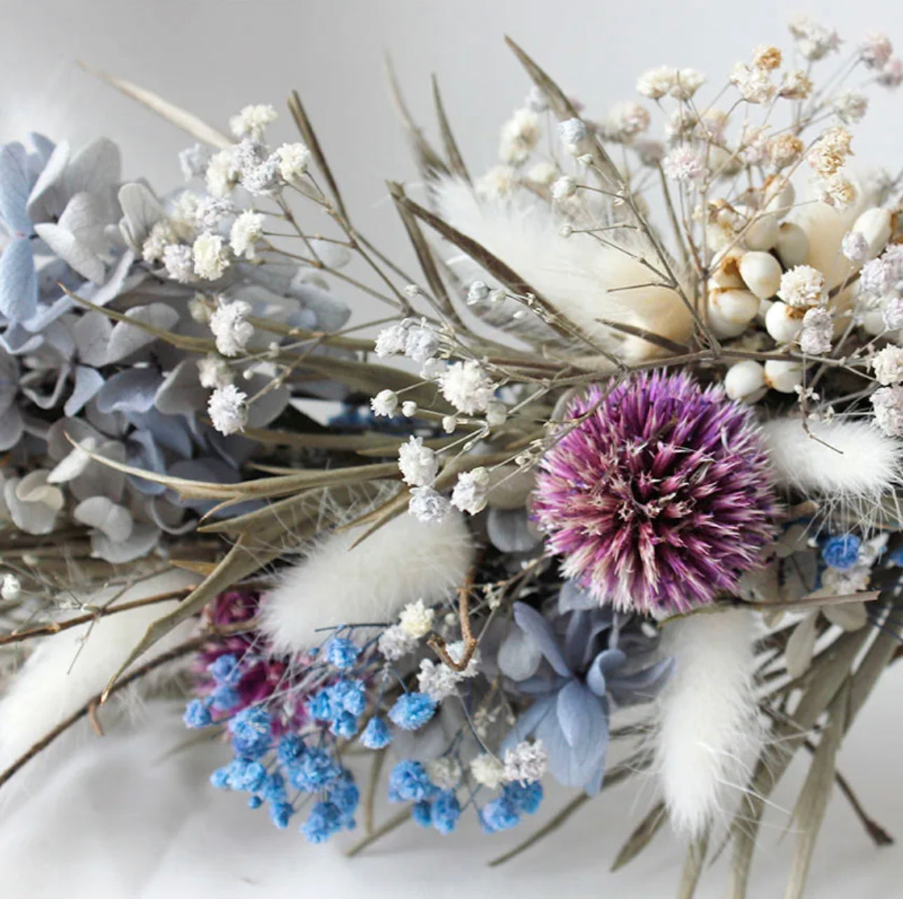 Lu home The Floral & Twig Halo Wreath - 22”