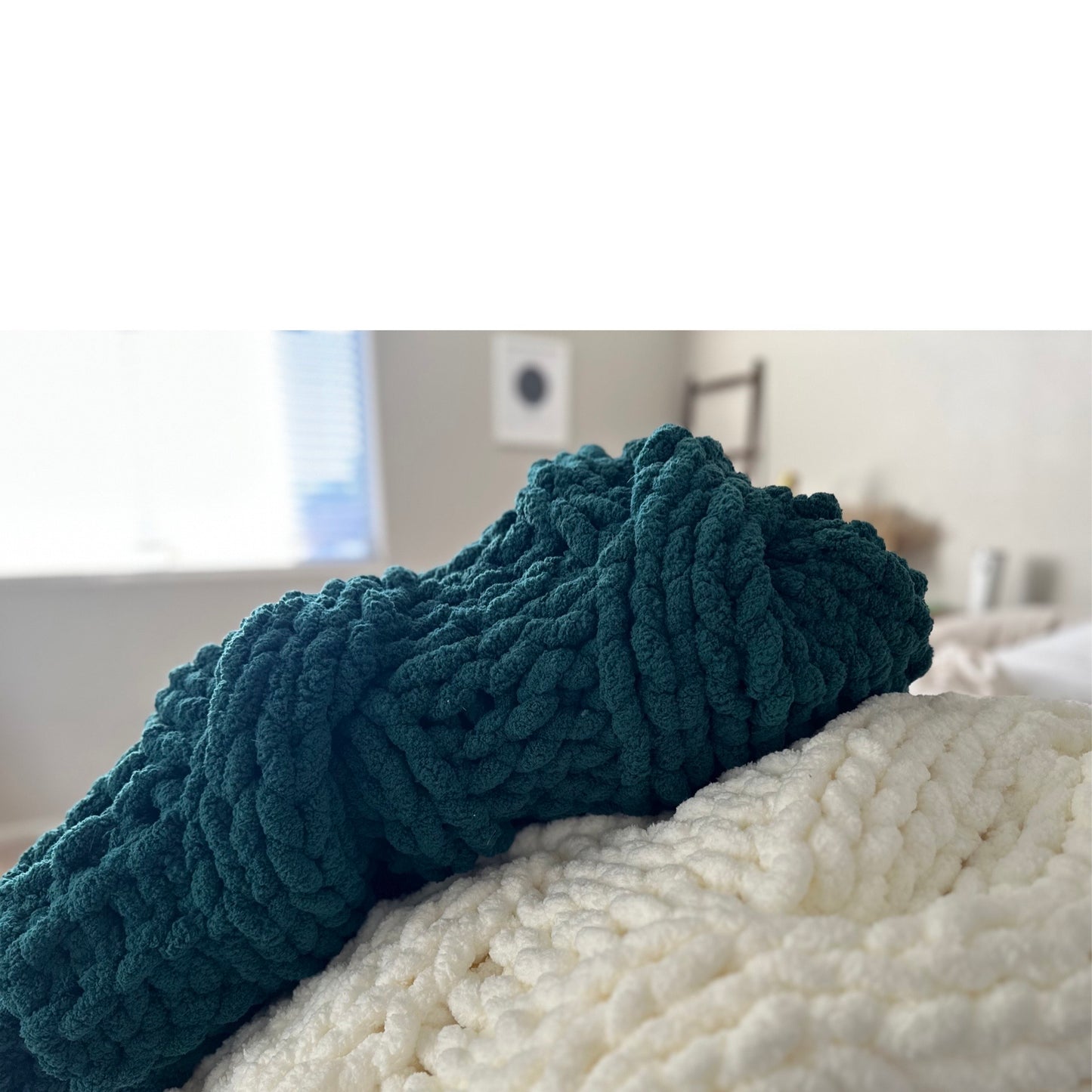 Lu home Oversized Plush Chunky Cable Knit Blanket