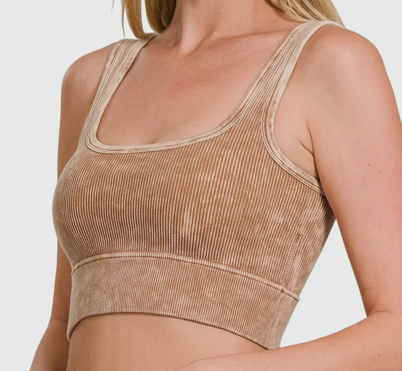 Square Neck Acid Washed Seamless
Rib Bralette w/ Removable Pads