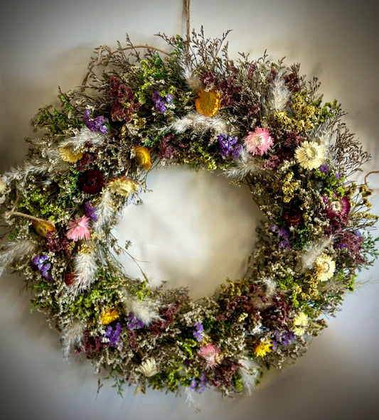 Lu home The Meadows Wreath